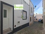 Moradia, Lagoa e Carvoeiro