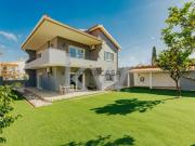 Moradia localizada em Cascais Bicesse em zona muito...