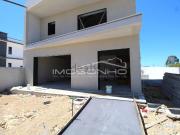 Moradia, Marrazes e Barosa