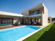 Moradia Moderna com Piscina Privada, para venda, Óbidos