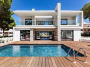 Moradia moderna de 3 quartos virada a sul/norte...