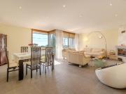 Moradia moderna T3+1 em Parragil, Loulé