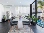 Moradia moderna T4+1 isolada, com piscina e cave