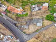 Moradia na Calheta com palheiro em pedra