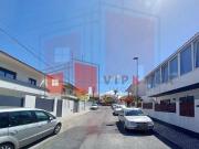 Moradia na Madorna T3 + 3 assoalhadas Visitas Suspensas