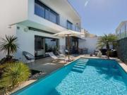 Moradia nova Aroeira, Charneca de Caparica T3+1 Luxuoso