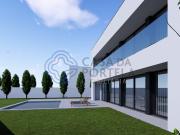 Moradia Nova com Jardim e Piscina Espinho