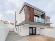 Moradia nova Murtal Parede