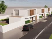 Moradia NOVA T3 em condomínio privado Santa Cruz