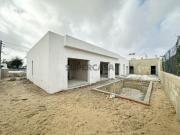 Moradia Nova T4 C/ 3 Suites e Piscina Azeitão