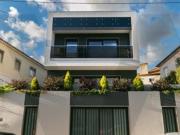 Moradia Nova T5 no Centro Histórico de Almada com...