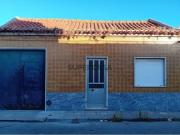 Moradia Nova Térrea c/ Quintal, Anexos, Garagem e Estúdio