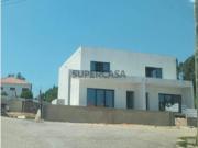 Moradia Nova V3 com Logradouro e Estacionamento em...