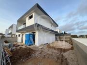 Moradia Nova V3 com Piscina – Pronta a Estrear – Abrunheira