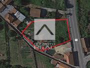Moradia p/ recuperar 4 frentes C/ terreno de 1200m2...