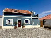 Moradia para arrendamento em Salir do Porto mínimo 3...