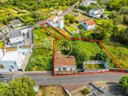 Moradia para Recuperar com Terreno de 1.426 m² – Capelas