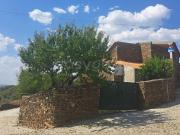 Moradia para recuperar na aldeia de Urros, Torre de Moncorvo