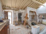 Moradia para Renovar com 81 m²