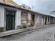 Moradia para renovar na Rua Fontinha Baixa do Porto