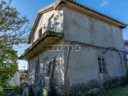 Moradia para restaurar em Perre