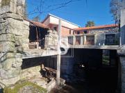 Moradia para Restaurar T3 e terrenos não urbanizáveis,...