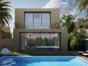 Moradia para venda, jardim e piscina, vista serra,...