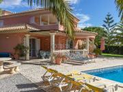 Moradia, Porches