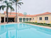 Moradia portuguesa de luxo com piscina e jardim, perto...