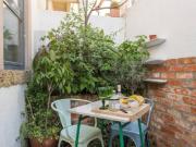 Moradia / Prédio na Graça, Vila Berta, renovado, com...