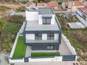 Moradia, Ramada e Caneças