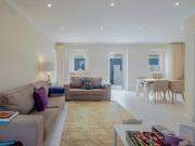 Moradia remodelada na Parede