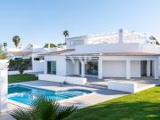 Moradia renovada 3+1 quartos com piscina e jardim...