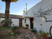 Moradia Renovada no Campo com Vistas Desafogadas Terreno...