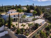 Moradia, Santa Bárbara de Nexe