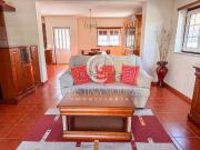 Moradia, Santa Cruz/Trindade e Sanjurge