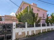 Moradia T12 à venda em Lisboa