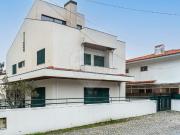 Moradia T4 à venda em Vila Nova de Gaia