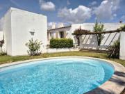 Moradia T2+1 com piscina e localização privilegiada em...
