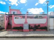 Moradia T2+1 em Quarteira Loul Conforto e Localizao...