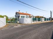 Moradia T2+2 com de 6.120 m², Vale da Pedra, Cartaxo –... Moradia T2+2 com de 6.120 m², Vale da Pedra, Cartaxo –...