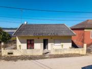 Moradia T2+3 C/Sótão e Anexos Cela Alcobaça