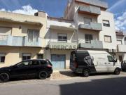Moradia T2 + 1 no Centro de Portimão | Garagem 55 m² |...