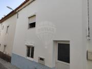 Moradia T2 à venda em Castelo Branco