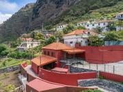 Moradia T2 à venda em Santana Moradia T2 à venda em Santana