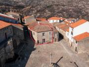 Moradia T2 à venda em Fundão