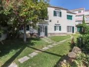 Moradia T2 à venda em Linda–A–Velha Centro