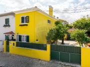 Moradia T2 à venda em Bairro da Madre de Deus