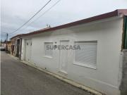 Moradia T2 à venda em Oiã