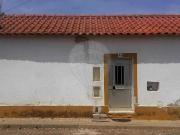 Moradia T2 à venda em Pouca Farinha